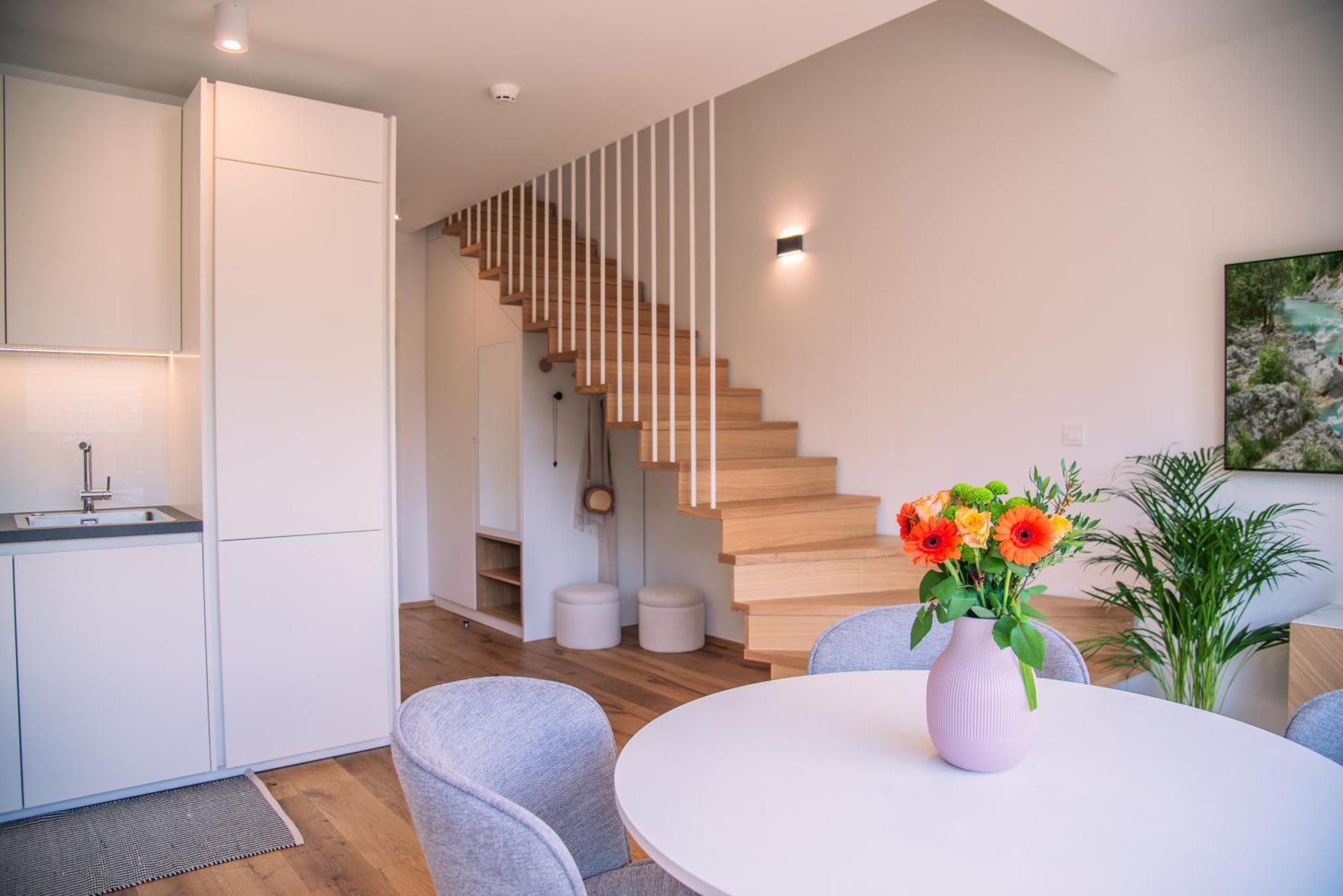 Apartma Zeleni Biser โบเว็ก ภายนอก รูปภาพ